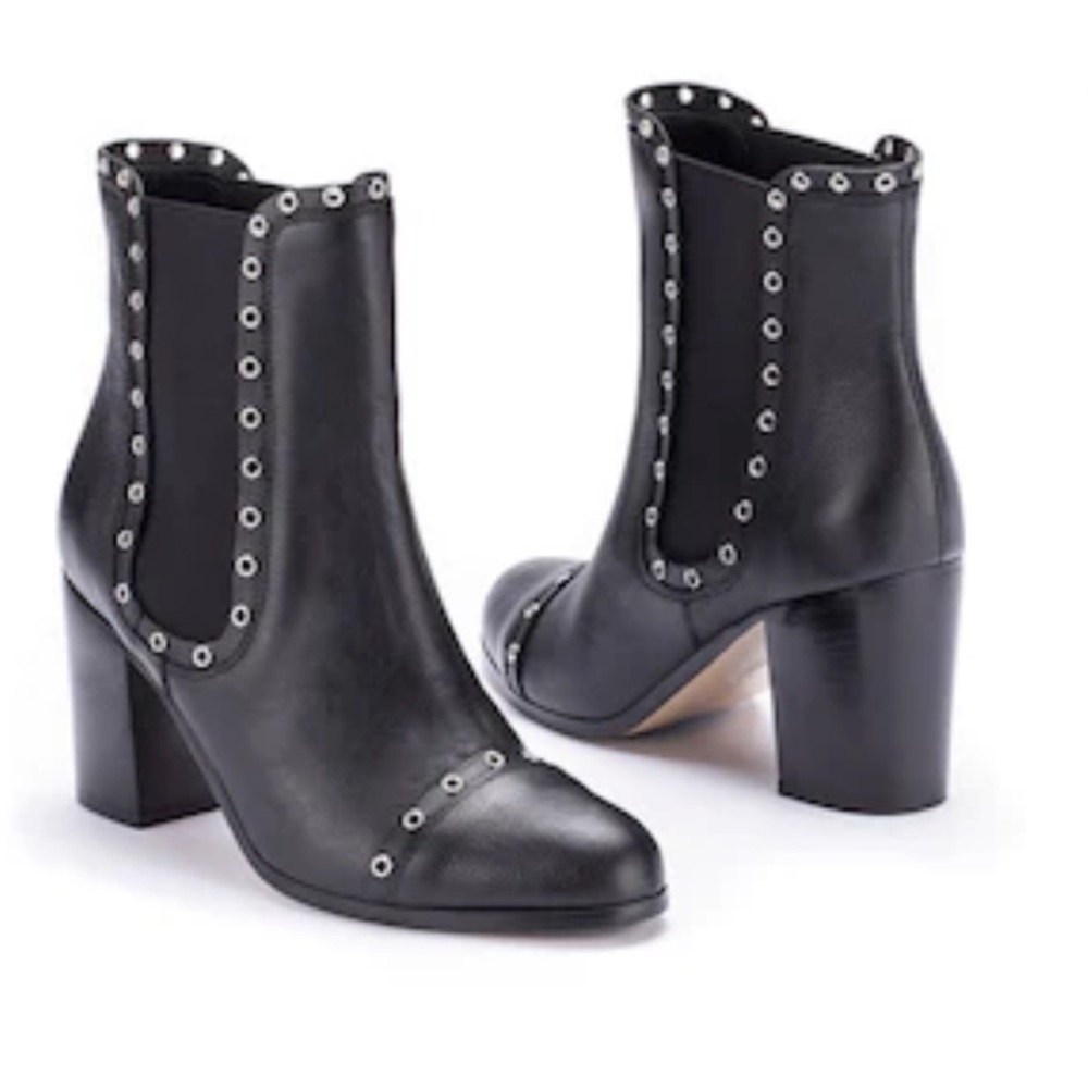 M.Gemi 40/US 9.5 Ankle Boots Anello Black Grommet Trim Bock Heel Leather